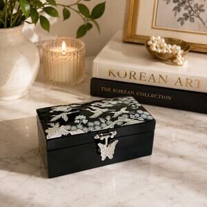 Korean Najeon Chilgi Mother of Pearl Crane Jewelry Box Butterfly Clasp